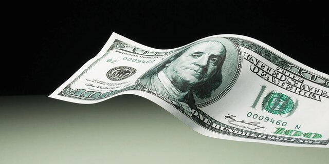 تکاپوی بازار جهانی برای حفظ ارزش دلار به ثمر نشست