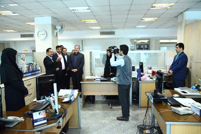 بازدید مدیر عامل بانک رفاه از روابط عمومی این بانک