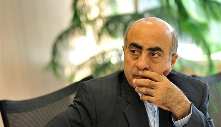 ماجرای اختلاف بانک مرکزی و خودروسازان چیست/ خودروییها پول اضافه میخواهند