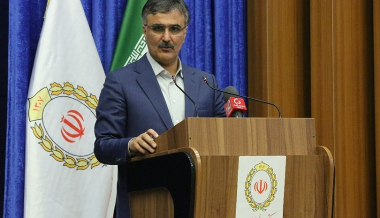 تاکید مدیرعامل بانک ملی بر حرکت به سمت بانکداری جامع