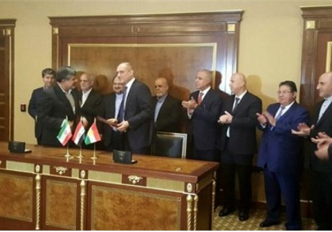 ایران و اقلیم کردستان عراق تفاهم نامه همکاری اقتصادی امضا کردند
